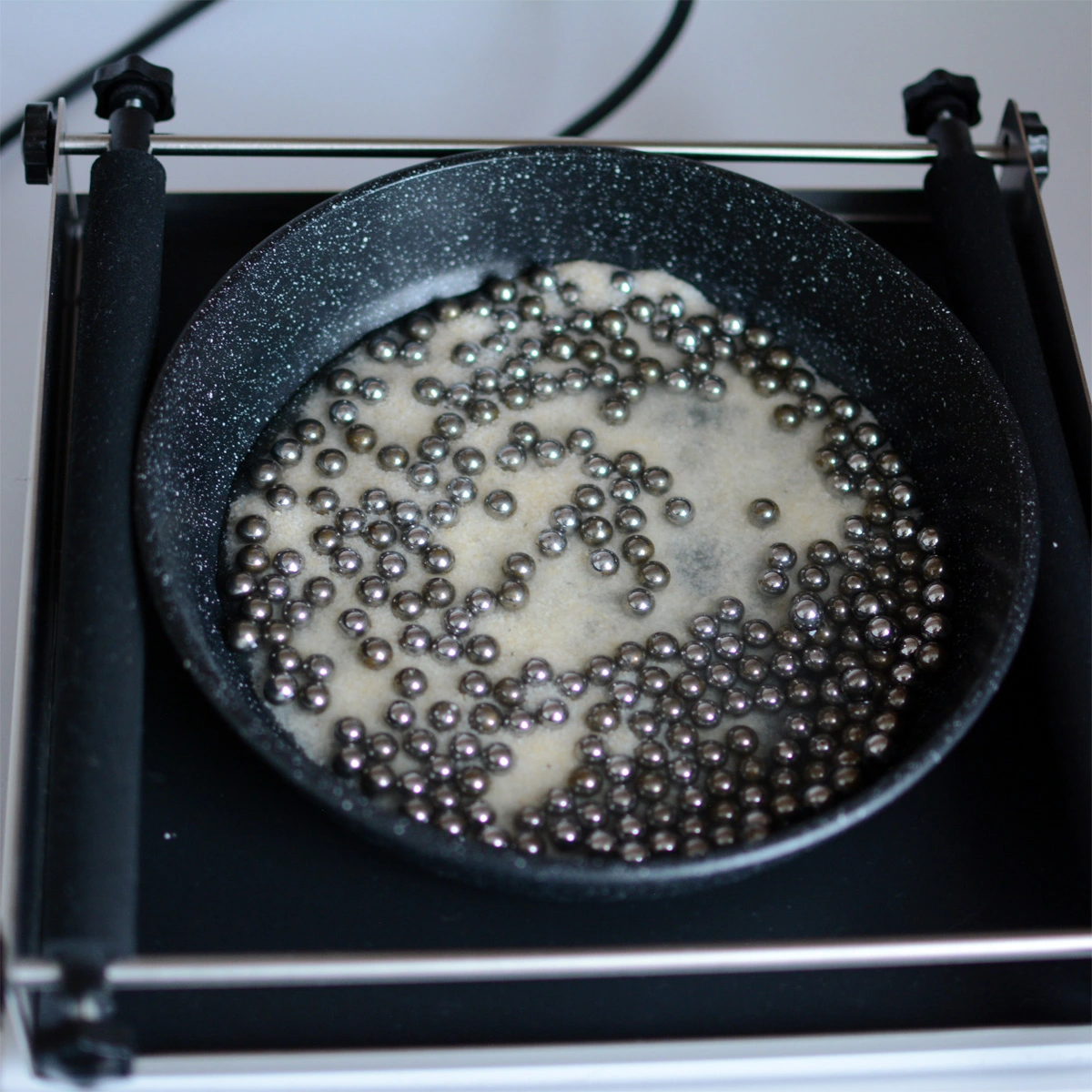 Тест на износостойкость на шейкере