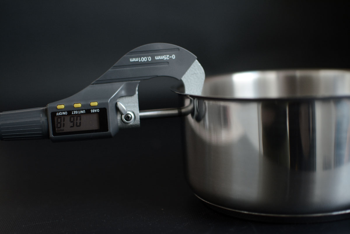 Замер толщины стенок ковша Pragma Folag